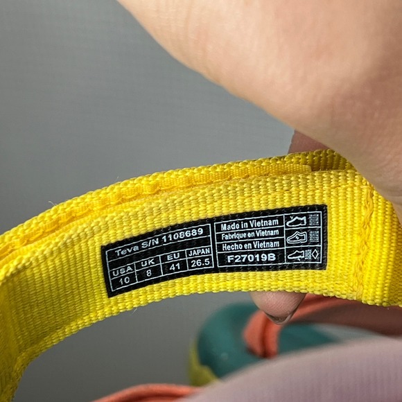 Teva x Outdoor Voices Sandal Women's US 10 Colorful Strappy Walking Casual Shoe - Picture 7 of 7